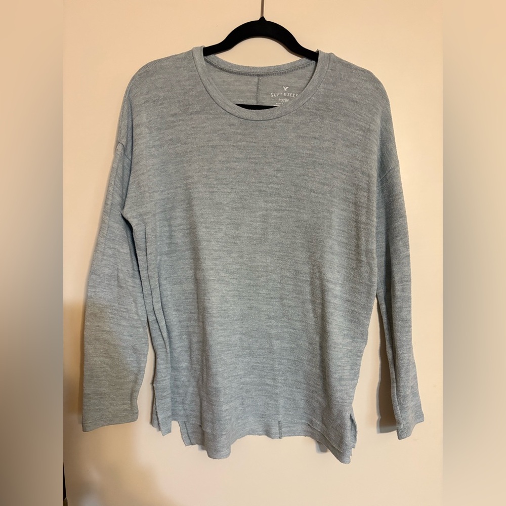 American Eagle Women’s “Soft & Sexy Plush” Grey Sweater in Size Medium